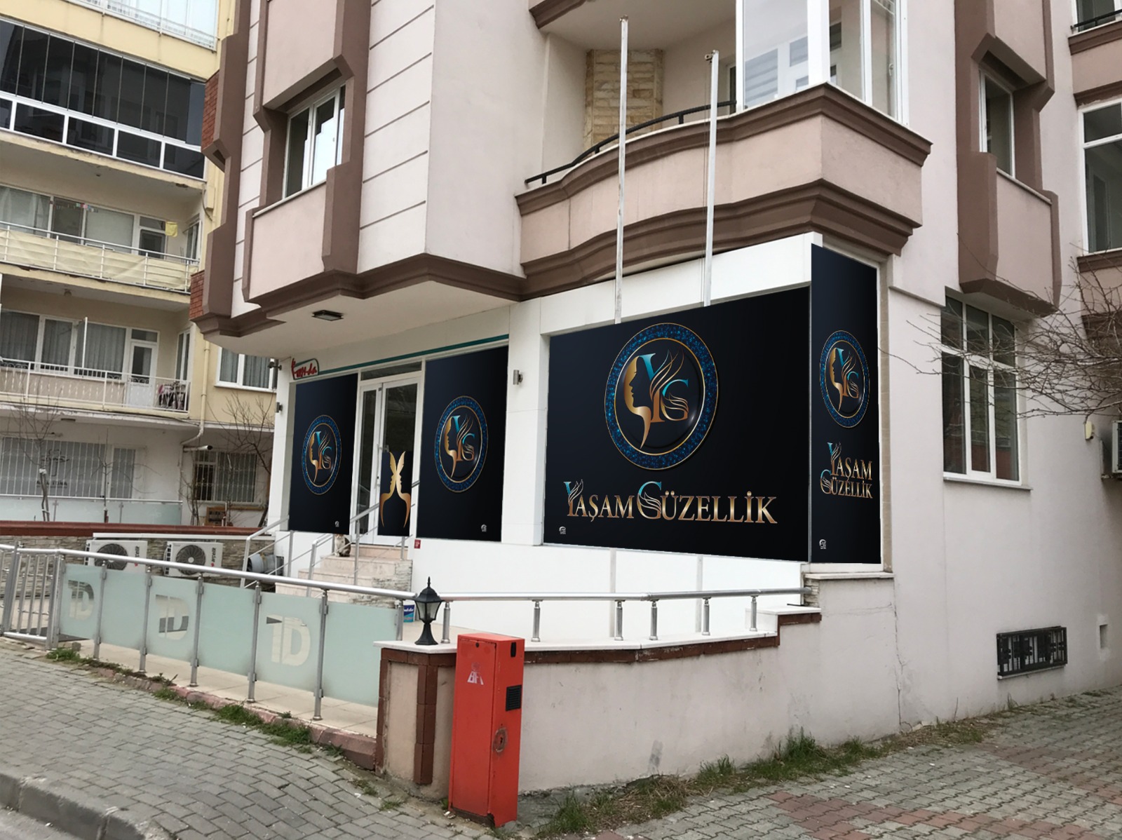 Cam Giydirme